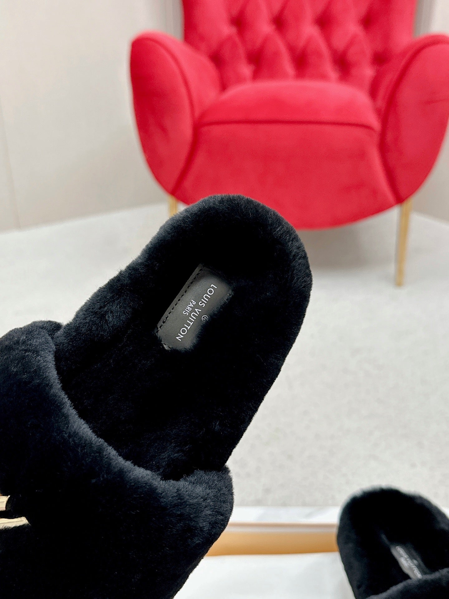 Black Louis vitton fur slides