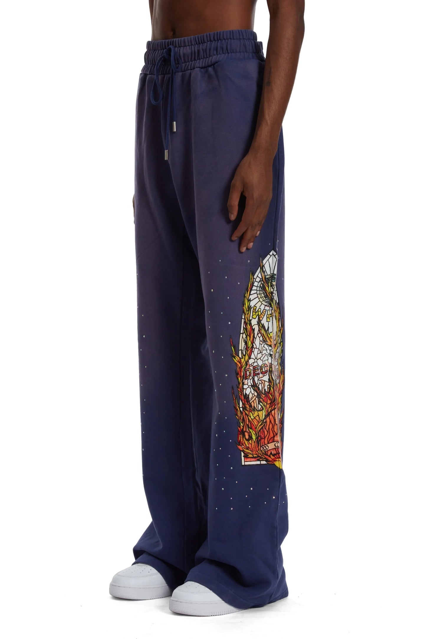 WHO DECIDES WAR pruple flame glass sweatpants