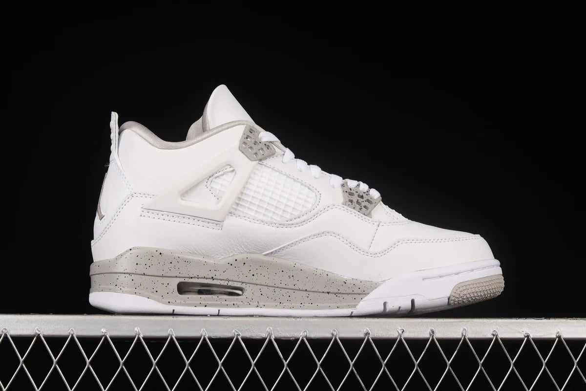 Air Jordan 4 white Oreo