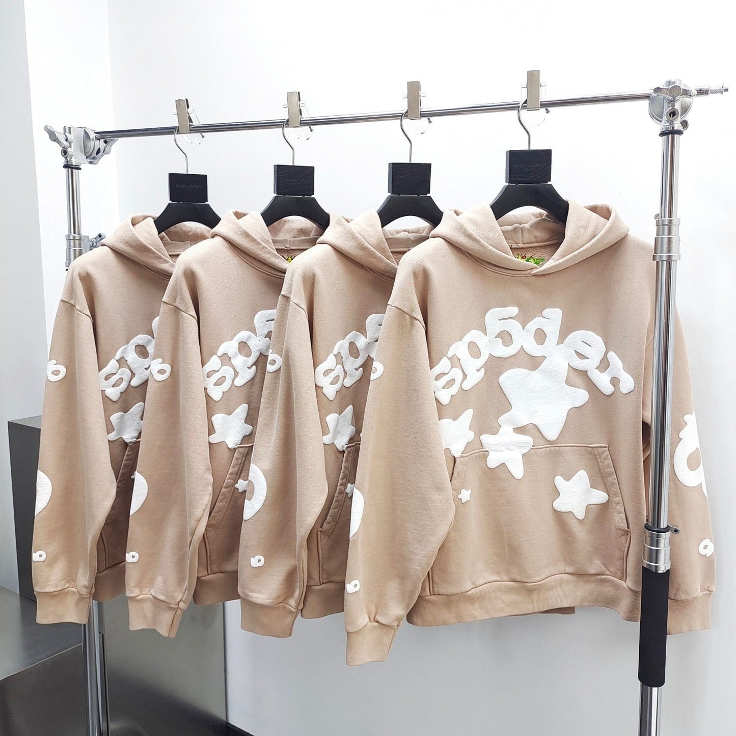 Sp5der Beluga Hoodie 'Sand'