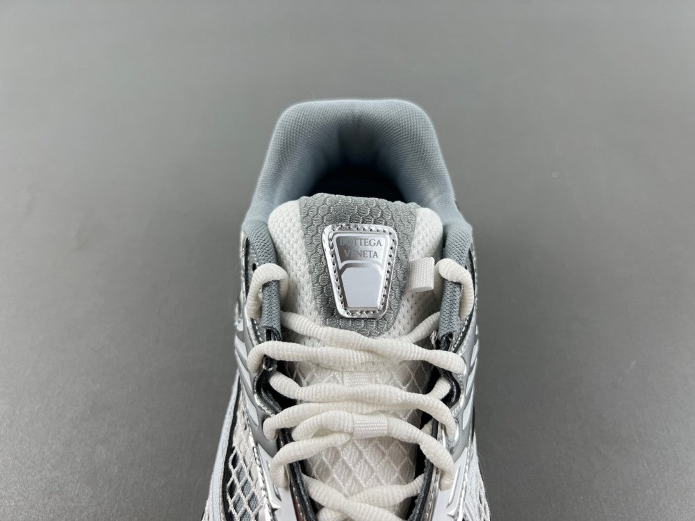 Bottega venta orbit silver and white