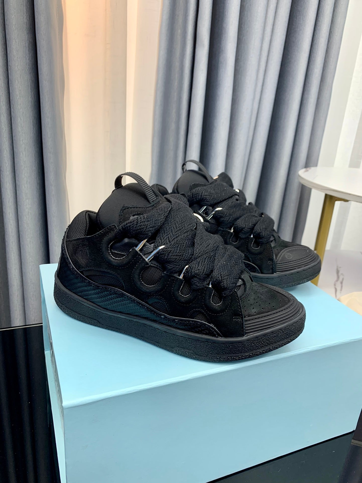 Lanvins curb sneakers black