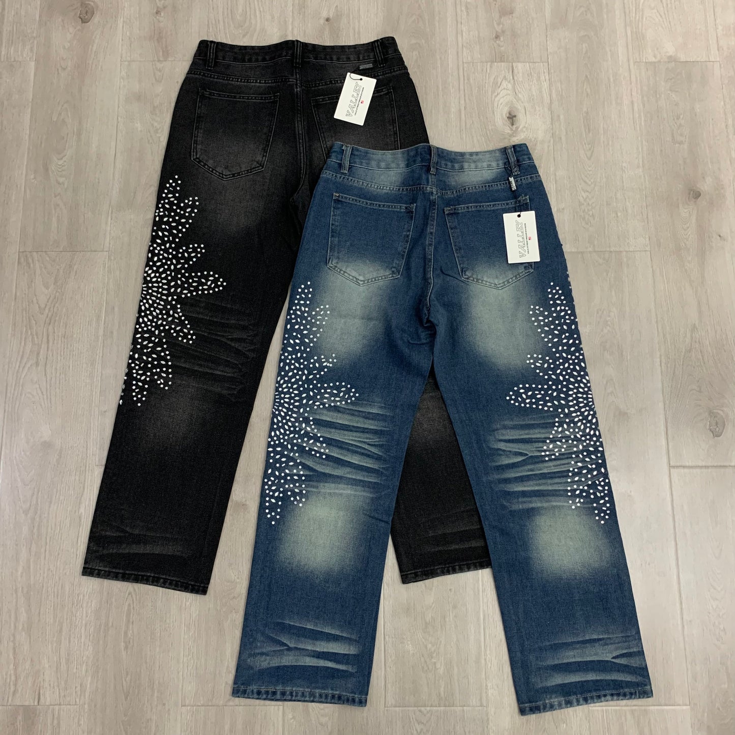 Vale Forever The Dog Tee Black