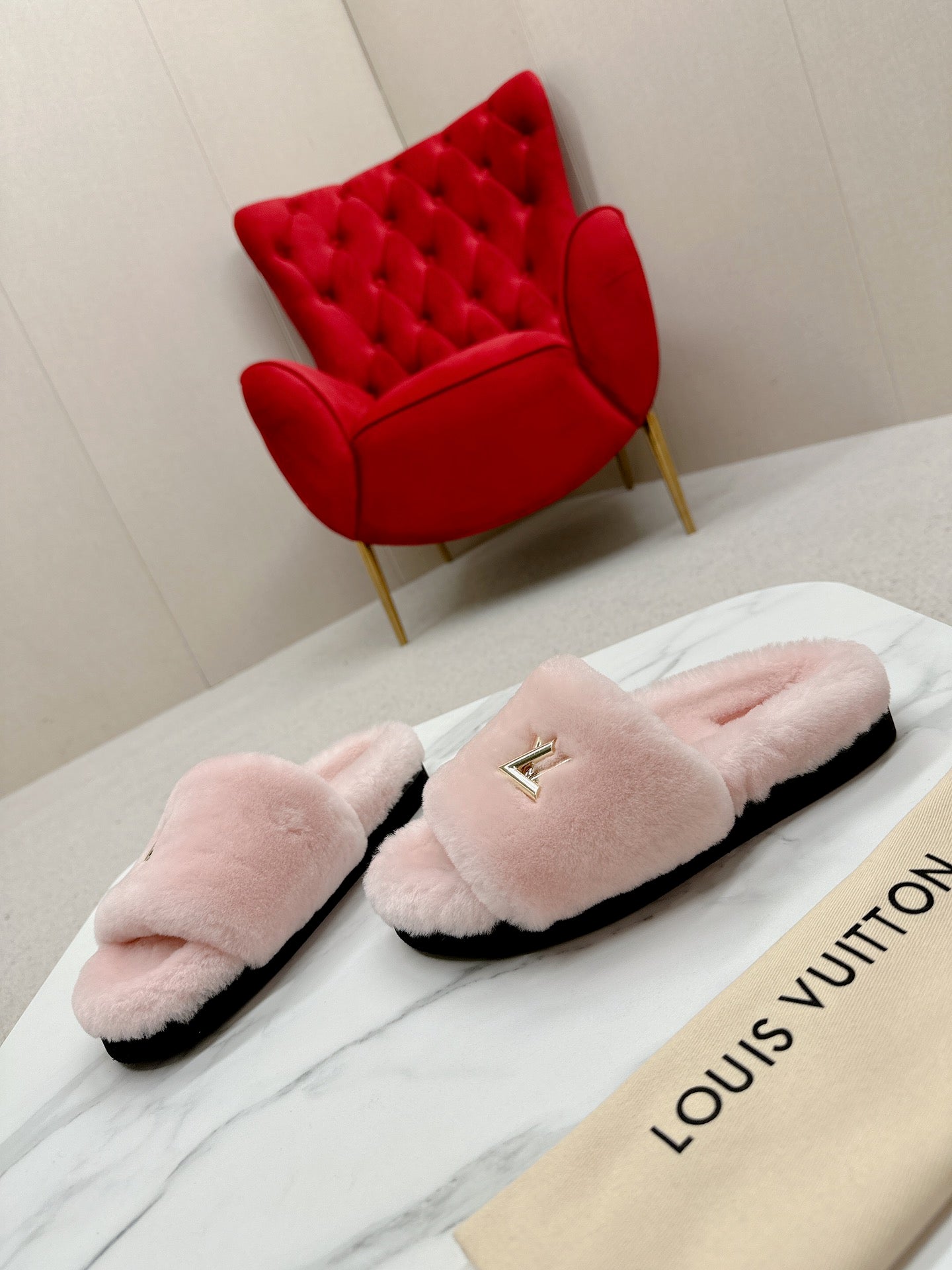 Pink Louis vitton  fur slides