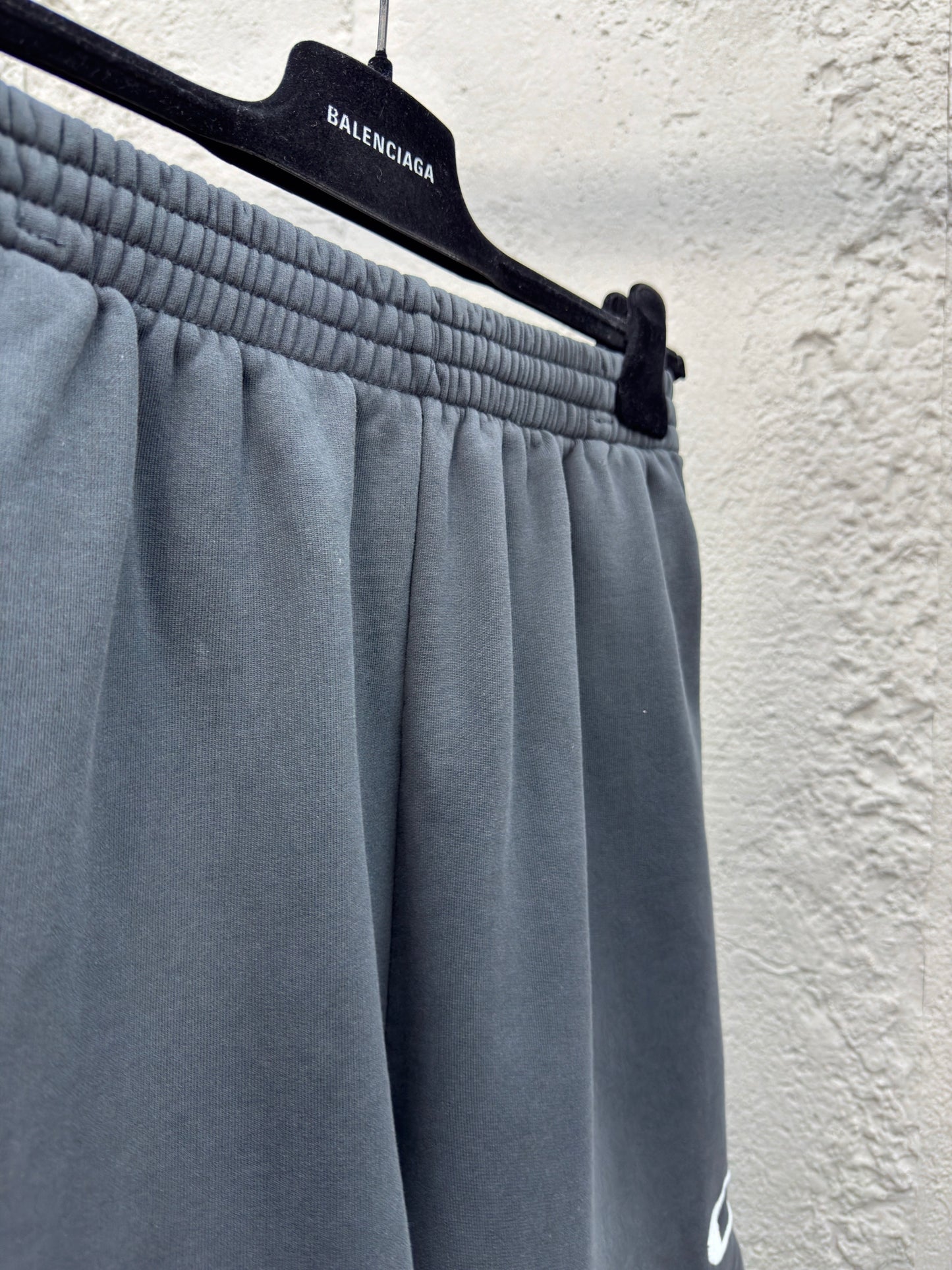 MEN'S BASKETBALL SERIES - SWEAT SHORTS IN BLACK