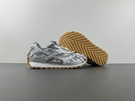 Bottega venta orbit silver and white