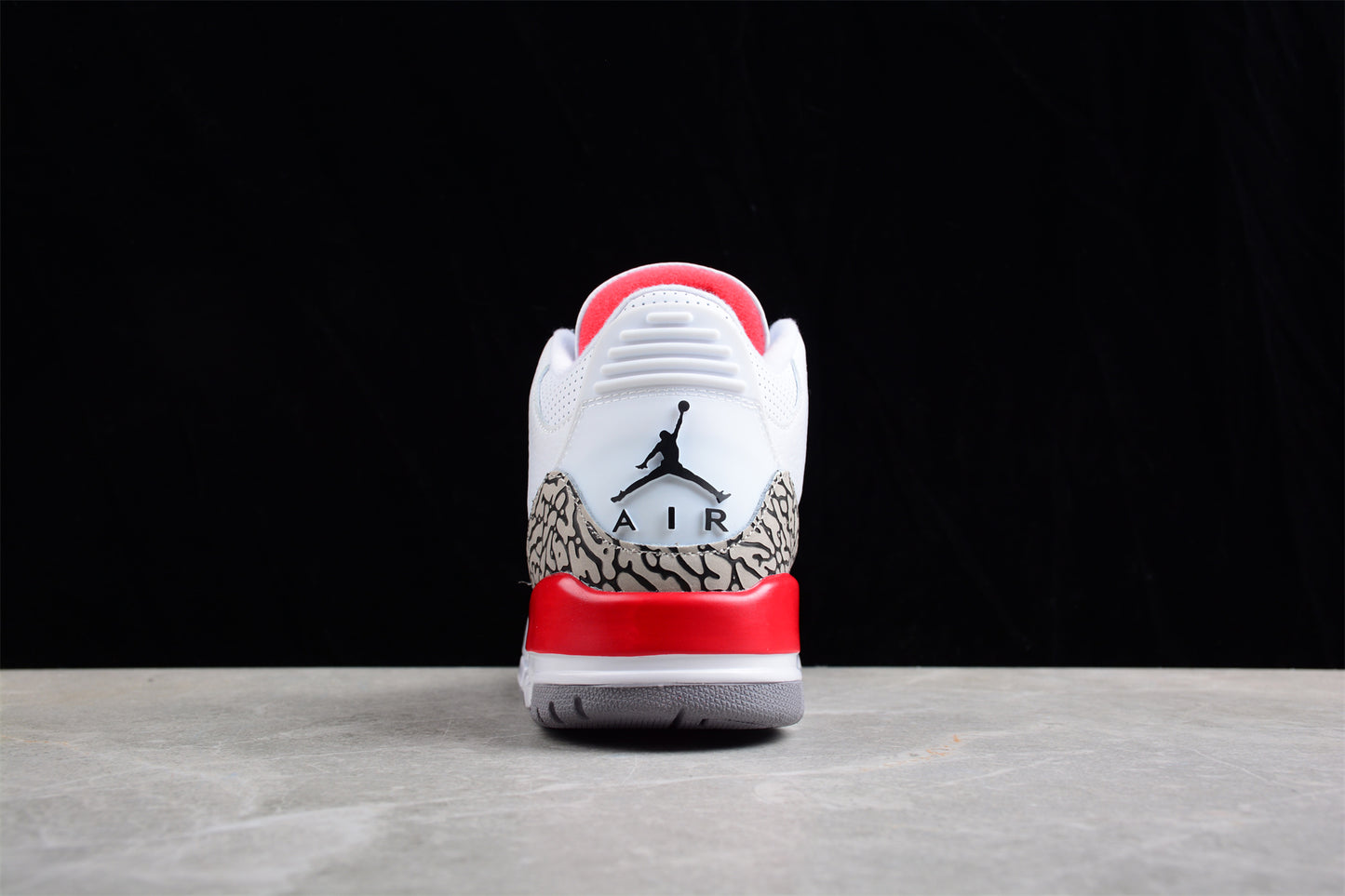 JORDAN 3 RETRO 'FIRE RED'