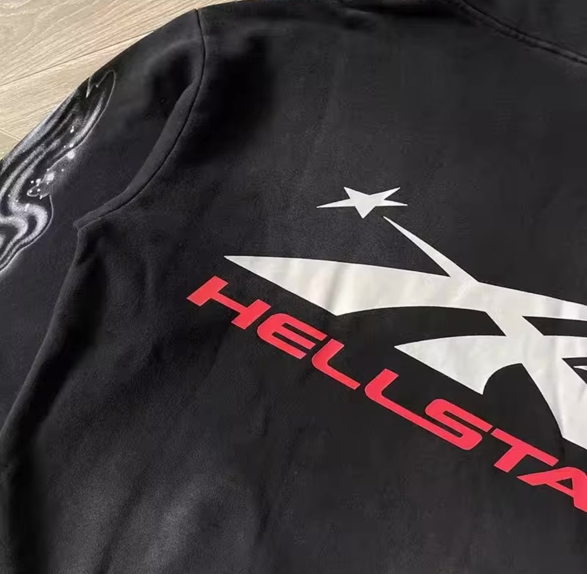 HELLSTAR AIRBRUSHED  SKULL set Hoodie & Sweatpants