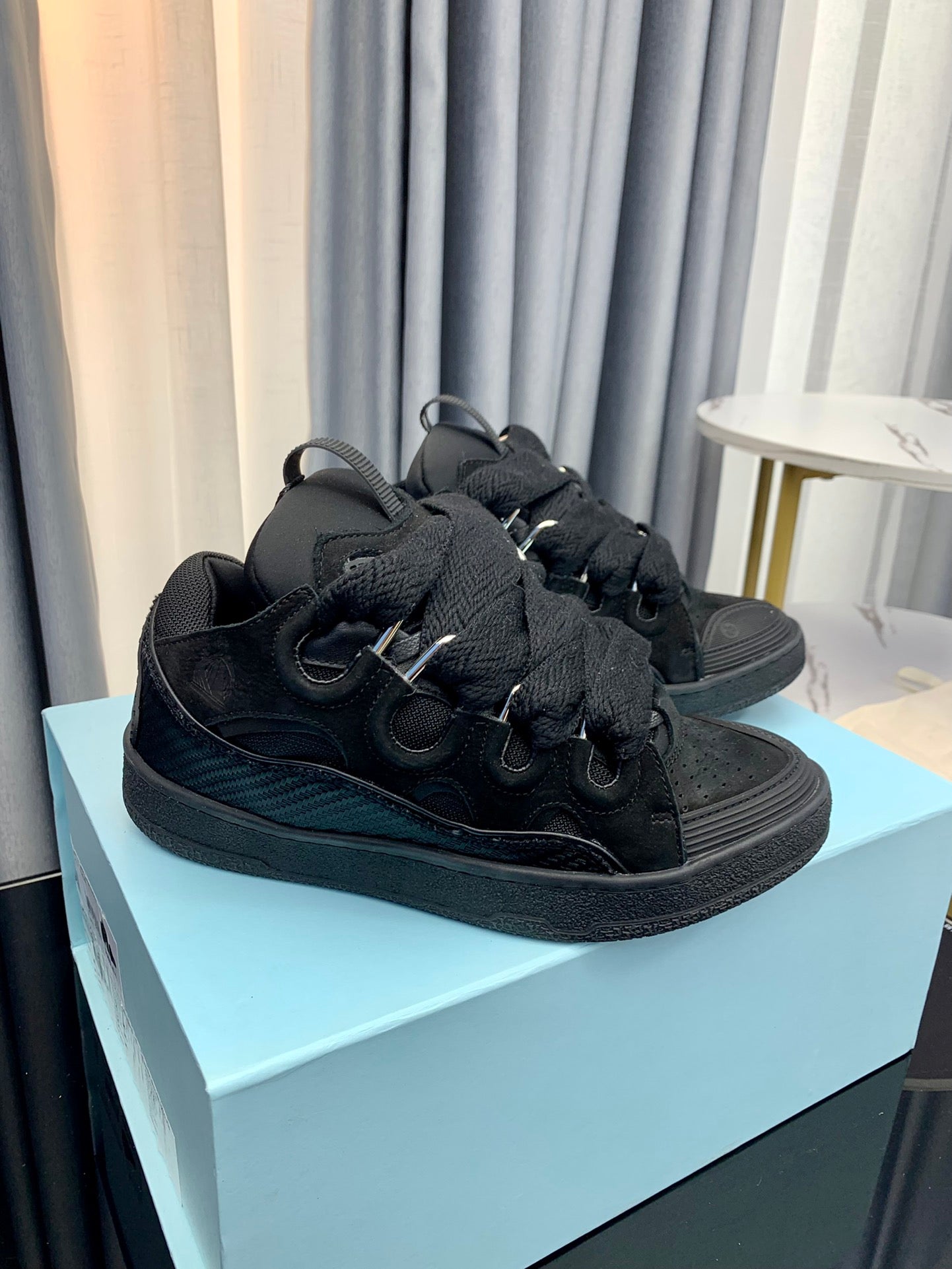 Lanvins curb sneakers black