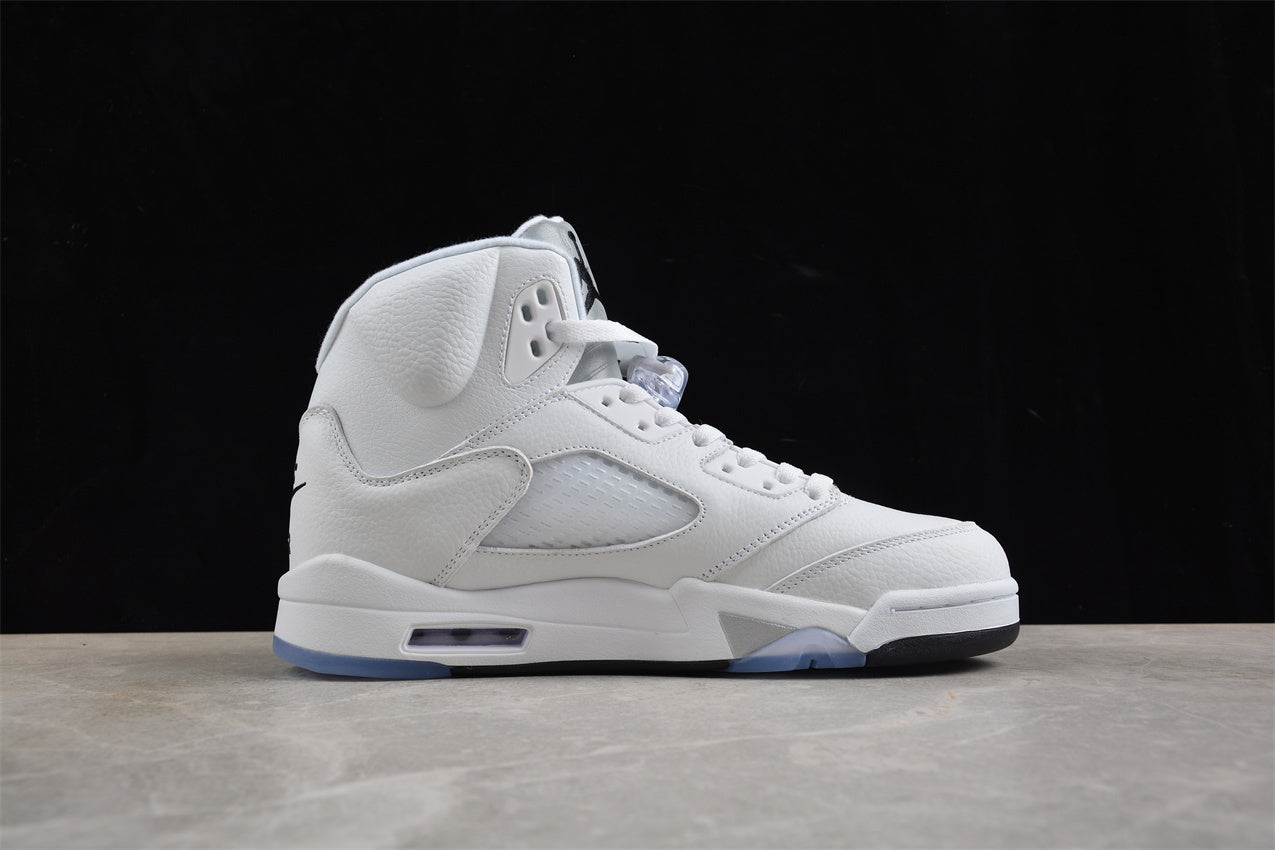 Air Jordan 5 Retro 'White Metallic