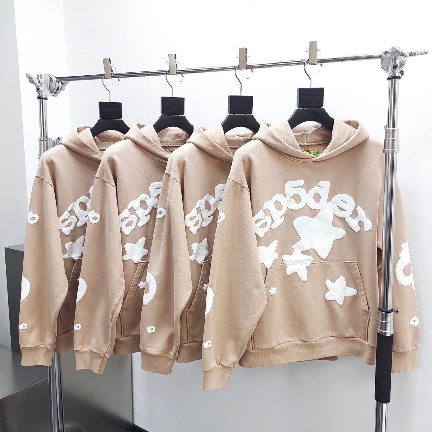 Sp5der Beluga Hoodie 'Sand'