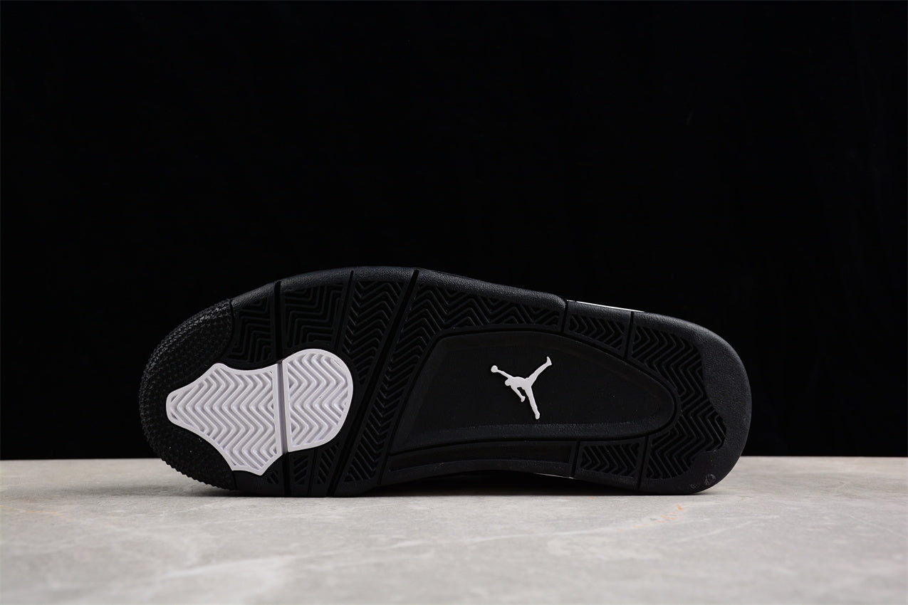 Air Jordan 4 white thunder