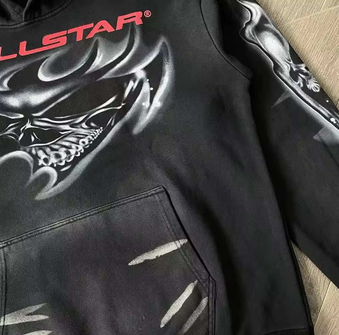 HELLSTAR AIRBRUSHED  SKULL set Hoodie & Sweatpants