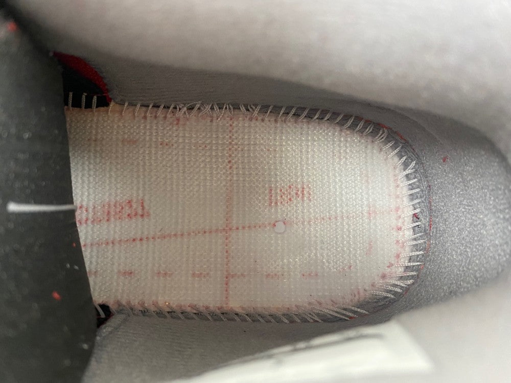 Air Jordan 4 Toro Bravo
