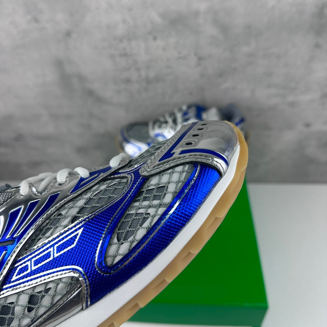 Bottega venta orbit dark blue and sliver