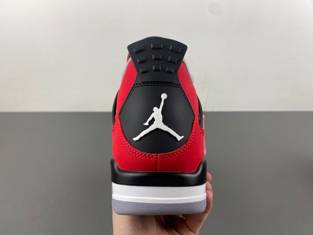 Air Jordan 4 Toro Bravo