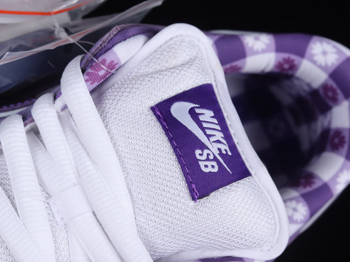 SB purple lobster dunks