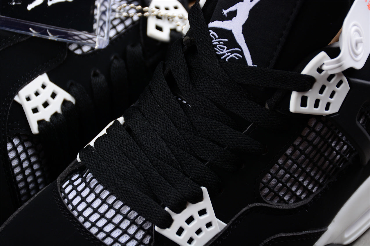 Air Jordan 4 white thunder