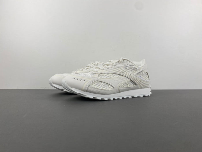 Bottega venta orbit white and off white