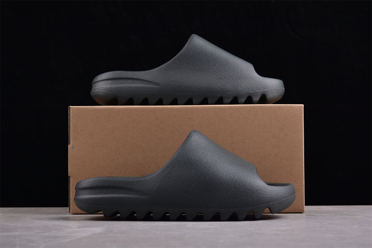 Yeezy slides black
