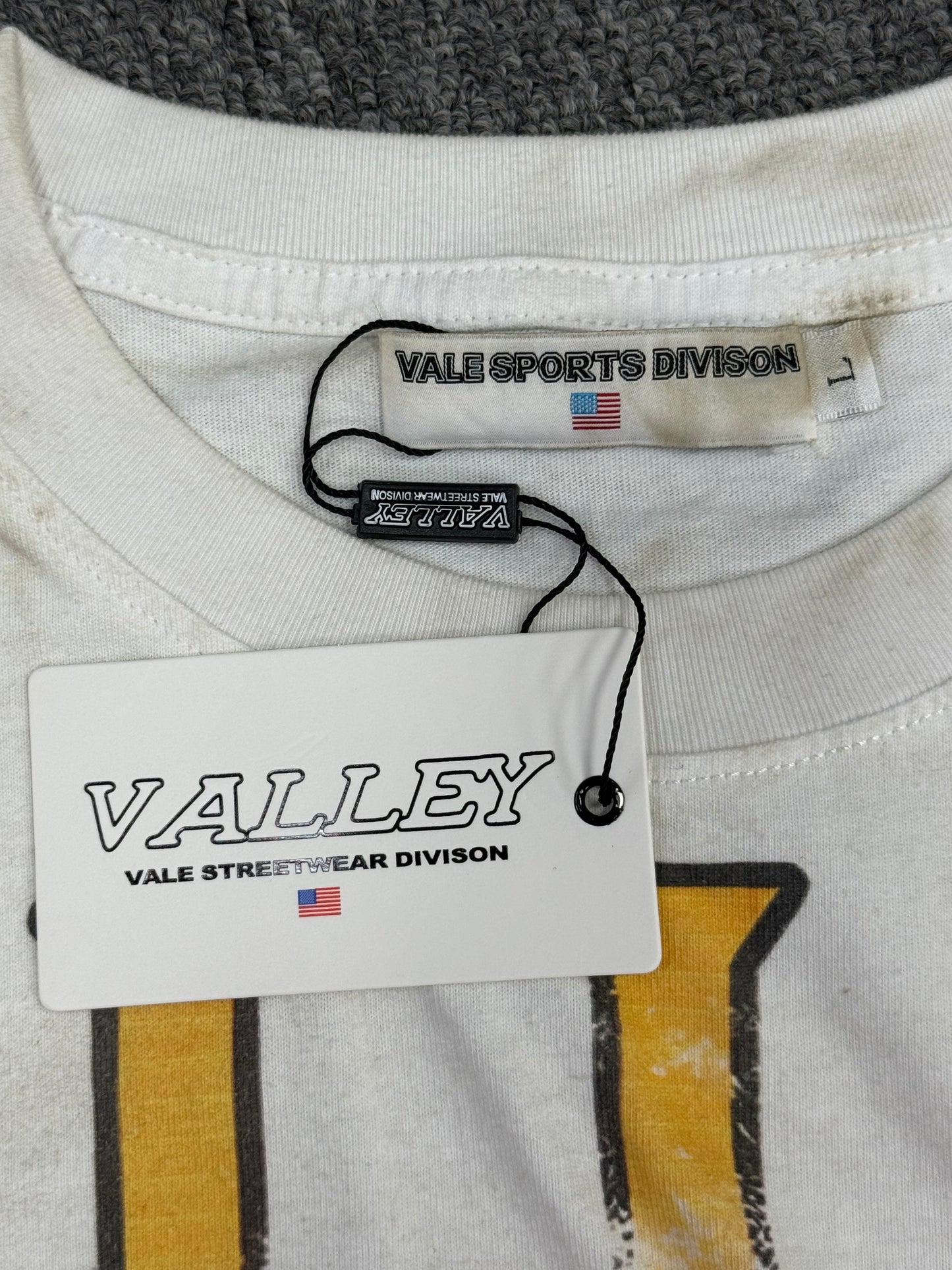 Vale Forever Saturday Long-Sleeve 'White'