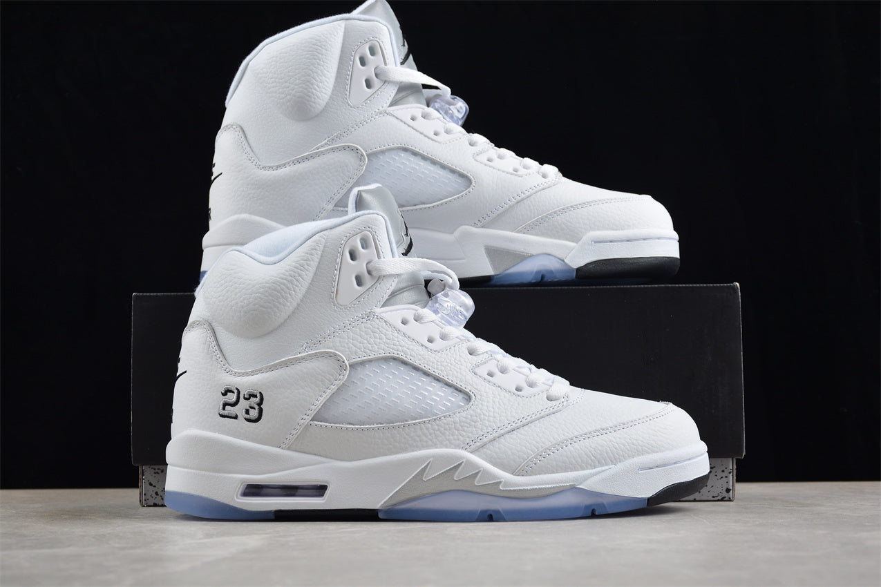 Air Jordan 5 Retro 'White Metallic