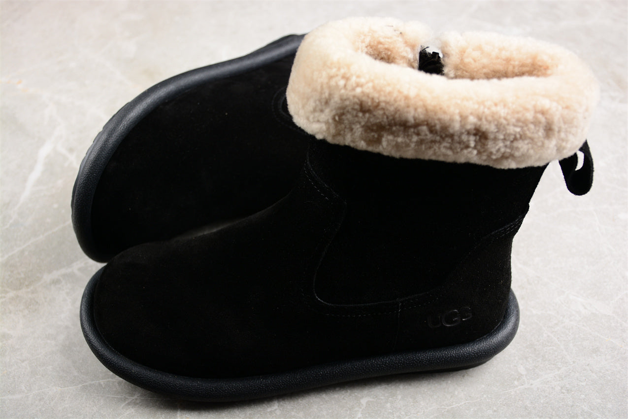Amiri uggs Malibu suede boots black