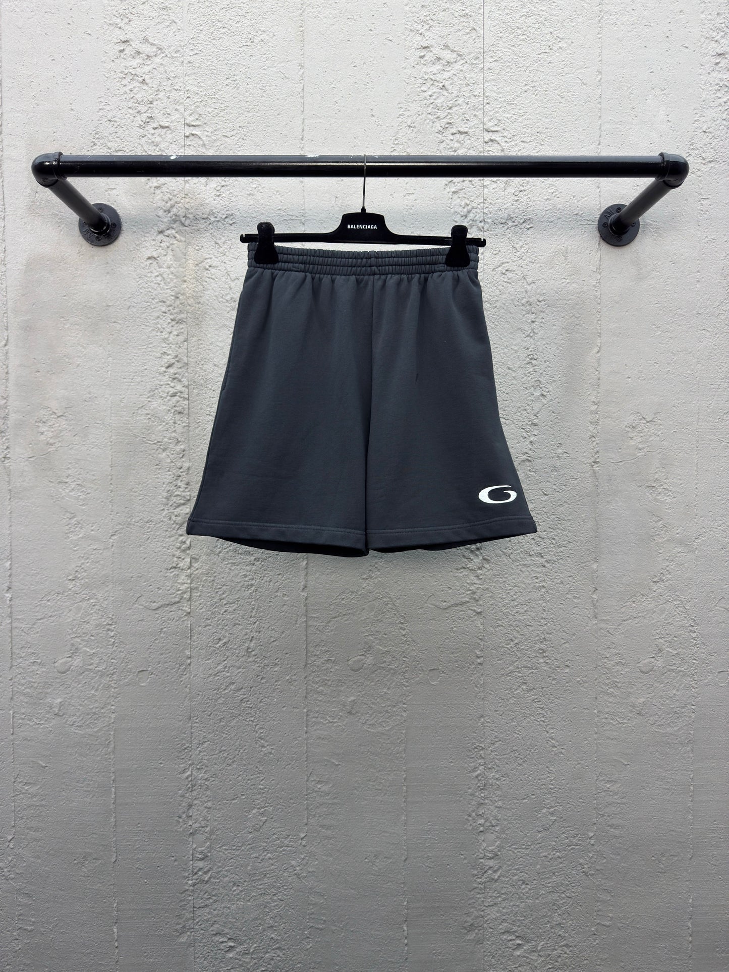 MEN'S BASKETBALL SERIES - SWEAT SHORTS IN BLACK