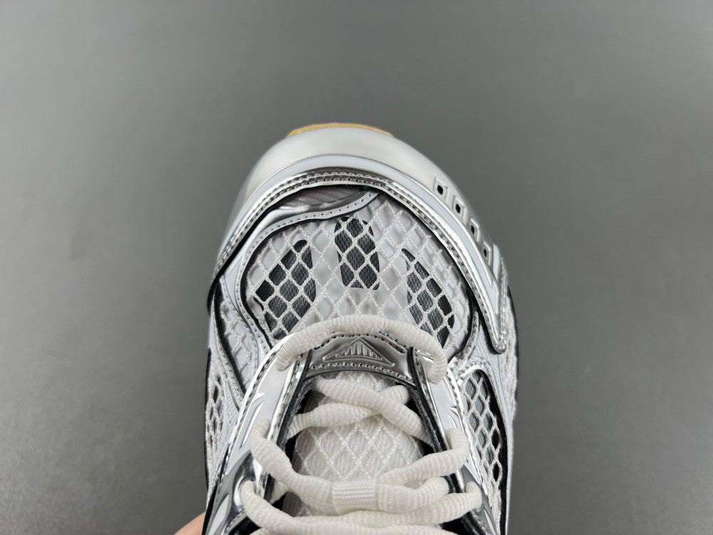 Bottega venta orbit silver and white