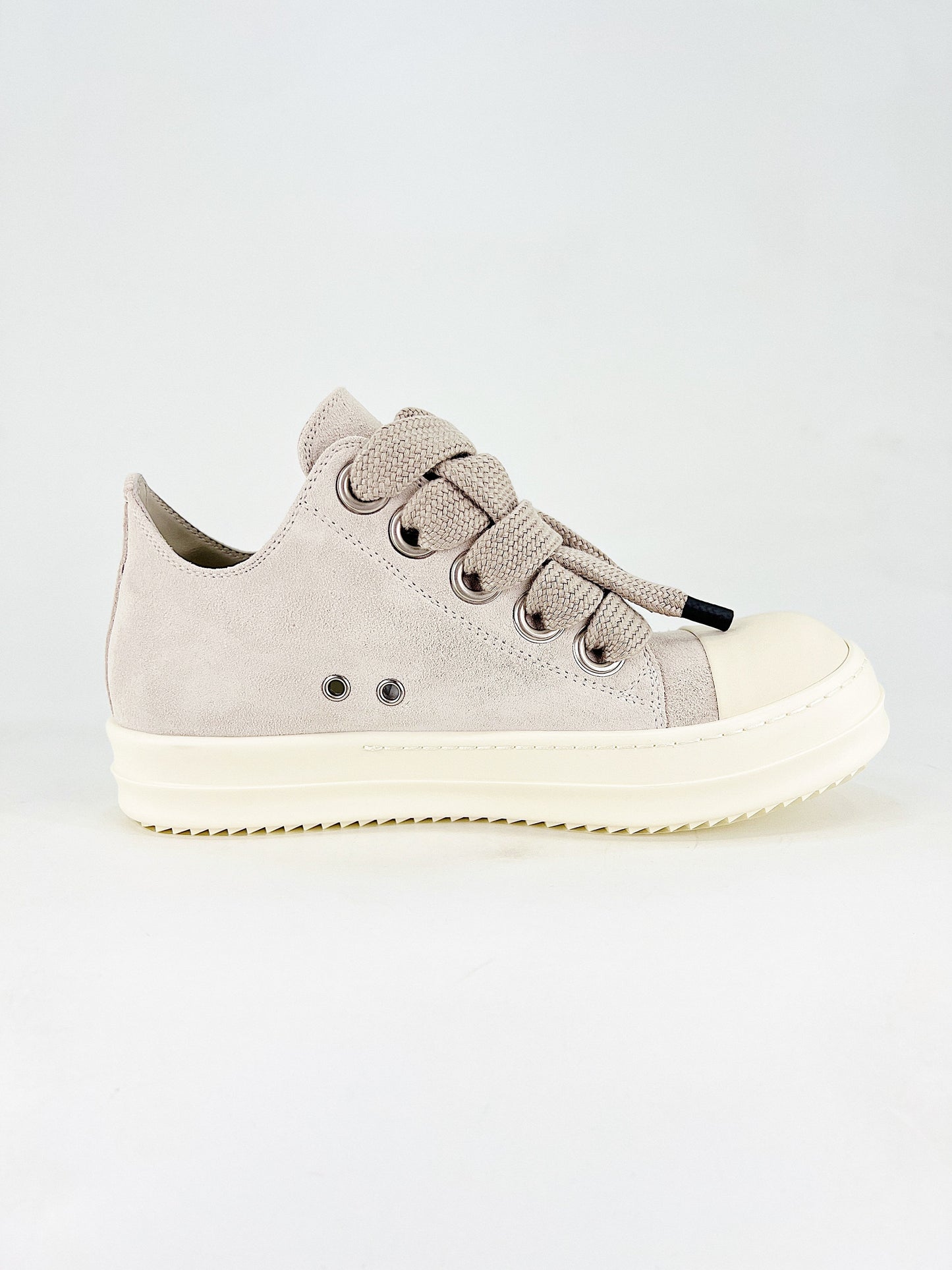 Rick Owen’s white jumbo lace