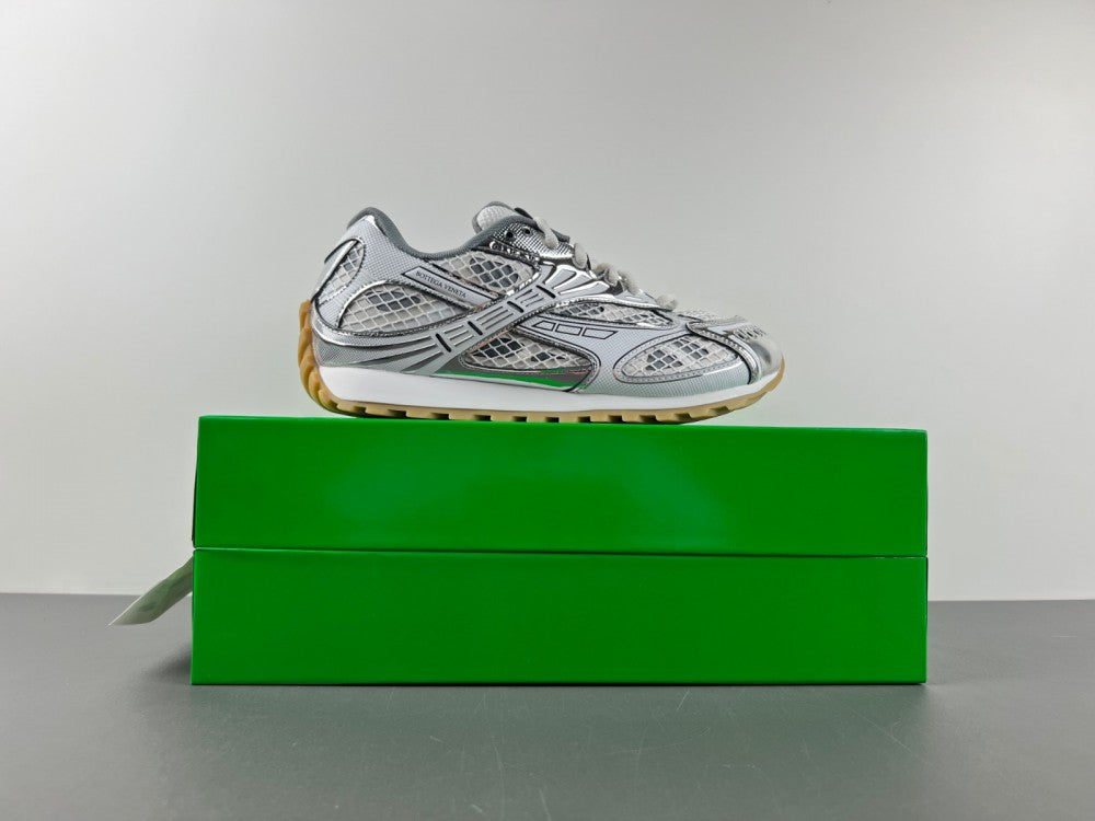 Bottega venta orbit silver and white