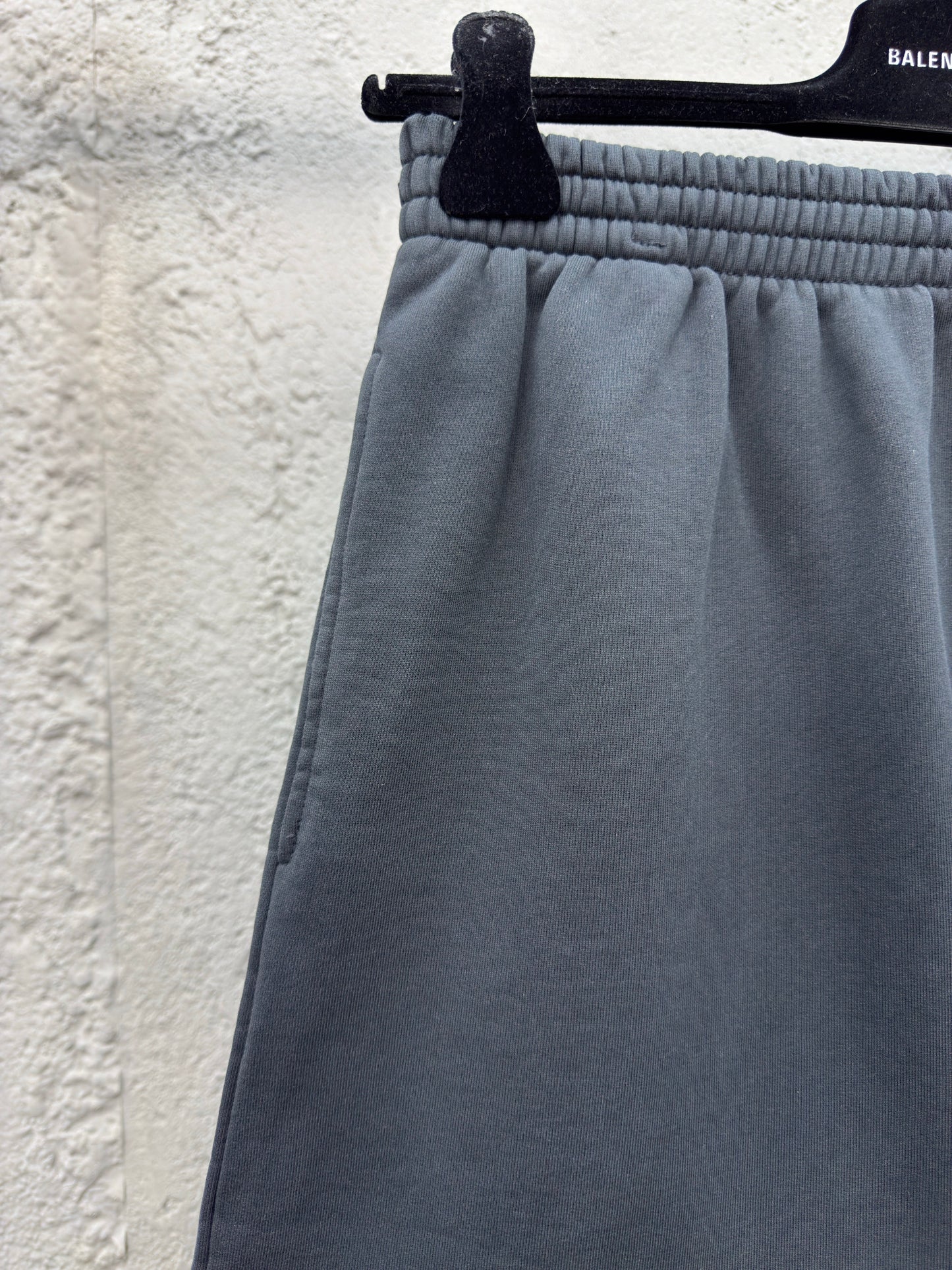 MEN'S BASKETBALL SERIES - SWEAT SHORTS IN BLACK