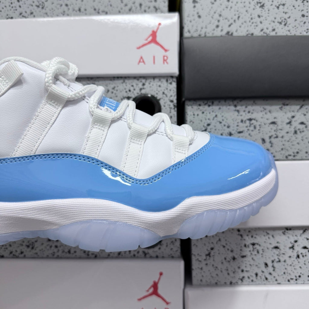 Air Jordan 11 Retro Low "University Blue"