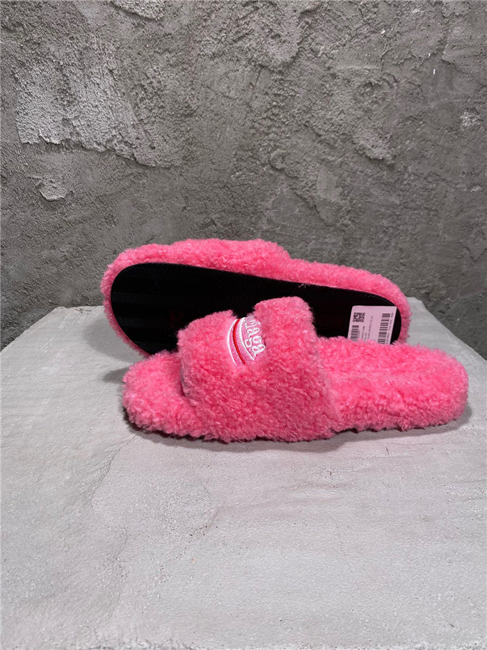 Balenciaga pink furry slides