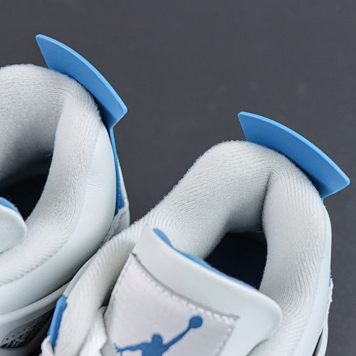 Jordan 4 Retro Military Blue (2024)