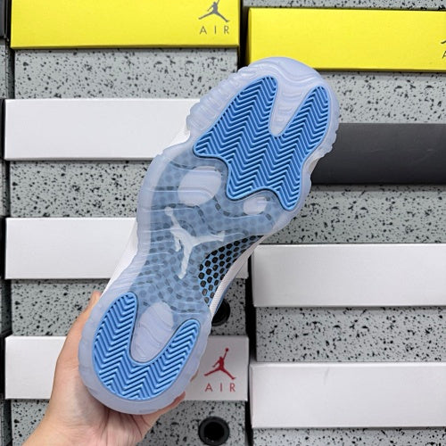 Air Jordan 11 Retro Low "University Blue"