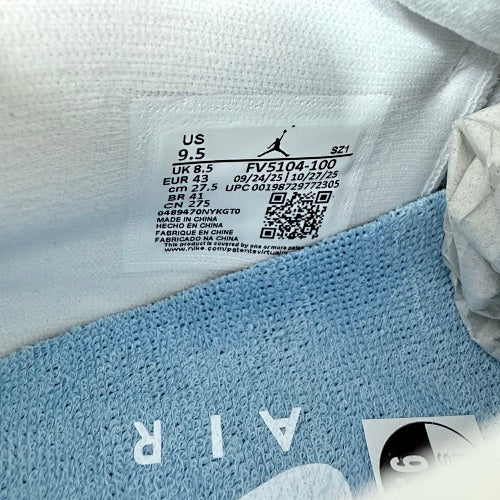 Air Jordan 11 Retro Low "University Blue"